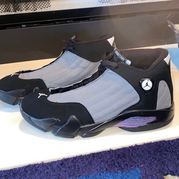 Air Jordan 14 retro! (Men’s) - Picture 3 of 10